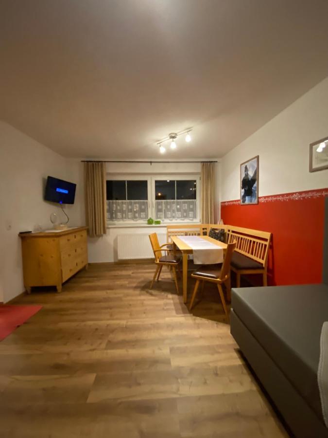 Apartment Emma Mayrhofen Bagian luar foto
